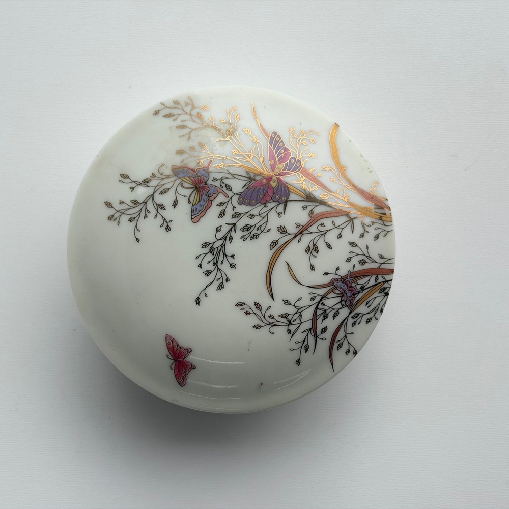 Vintage Takahashi Hope Porcelain Trinket Box White Butterfly‎ Mid Century Japan